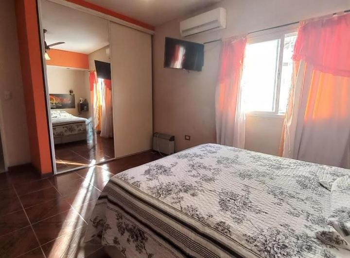 VENTA CASA 7 AMBIENTES - JOSE C PAZ 5