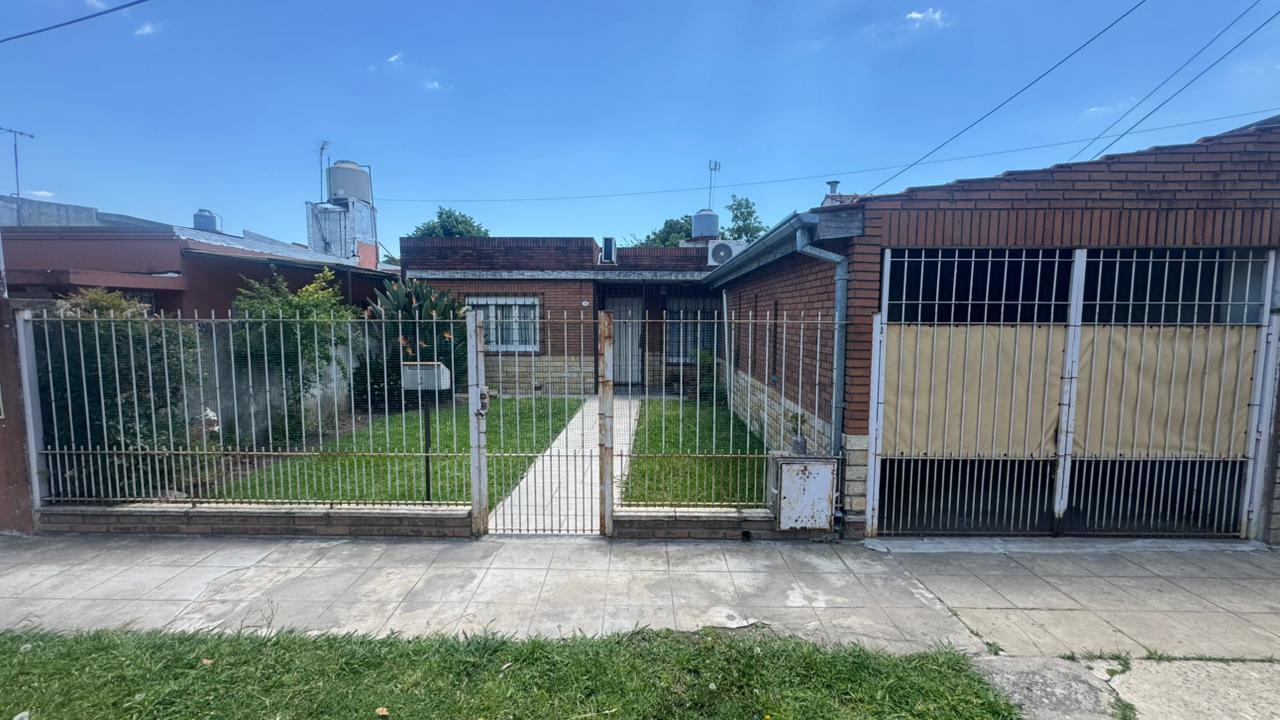 Venta Casa 3 ambientes APTA CRÉDITO - José C. Paz