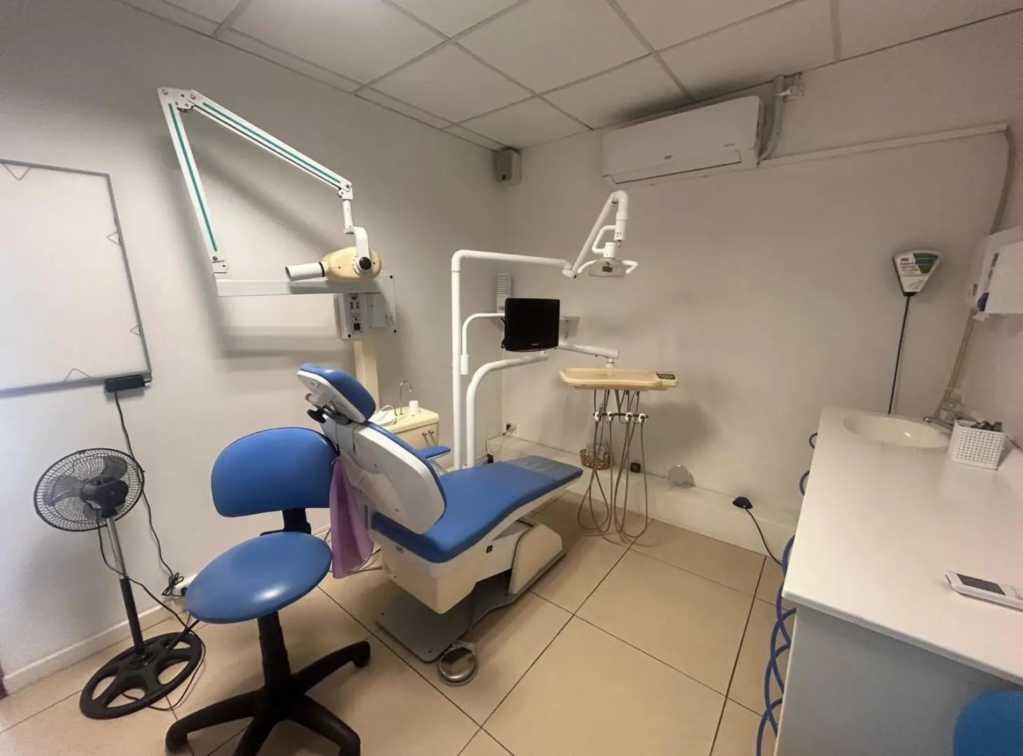 ALQUILER LOCAL 170 MTS2 CONSULTORIOS ODONTOLOGICOS EQUIPADO - CONCORD PILAR APARTS 5