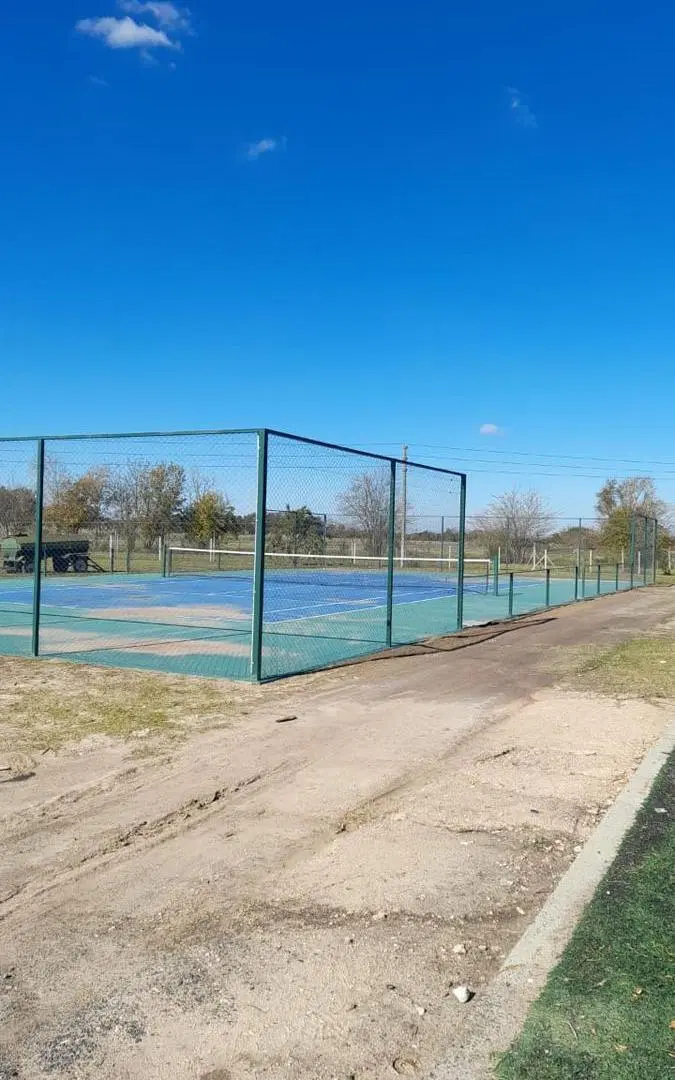 VENTA lote de 600 mts. con Servicios agua-claocas-gas-luz-fibra optica, y amenities 5