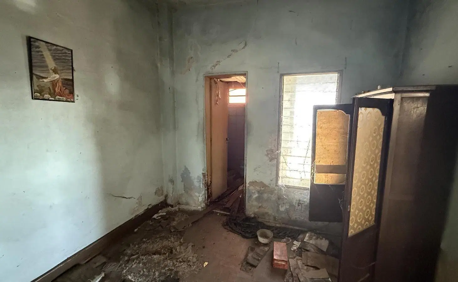 Venta Galpon c/ Departamento 5 ambientes - Villa Granaderos , San Martin 4