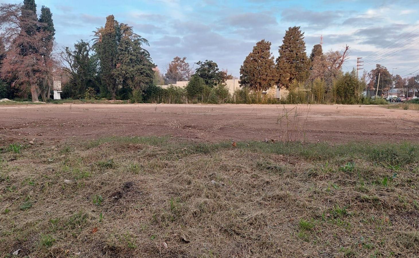 Venta Importante terreno 5200 m2 - Del Viso , Pilar