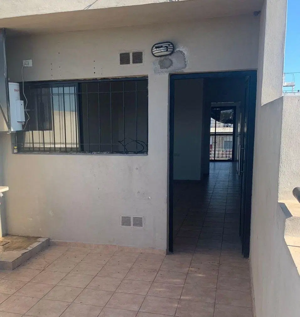 Venta Local Comercial + 3 Departamentos - San Miguel 4