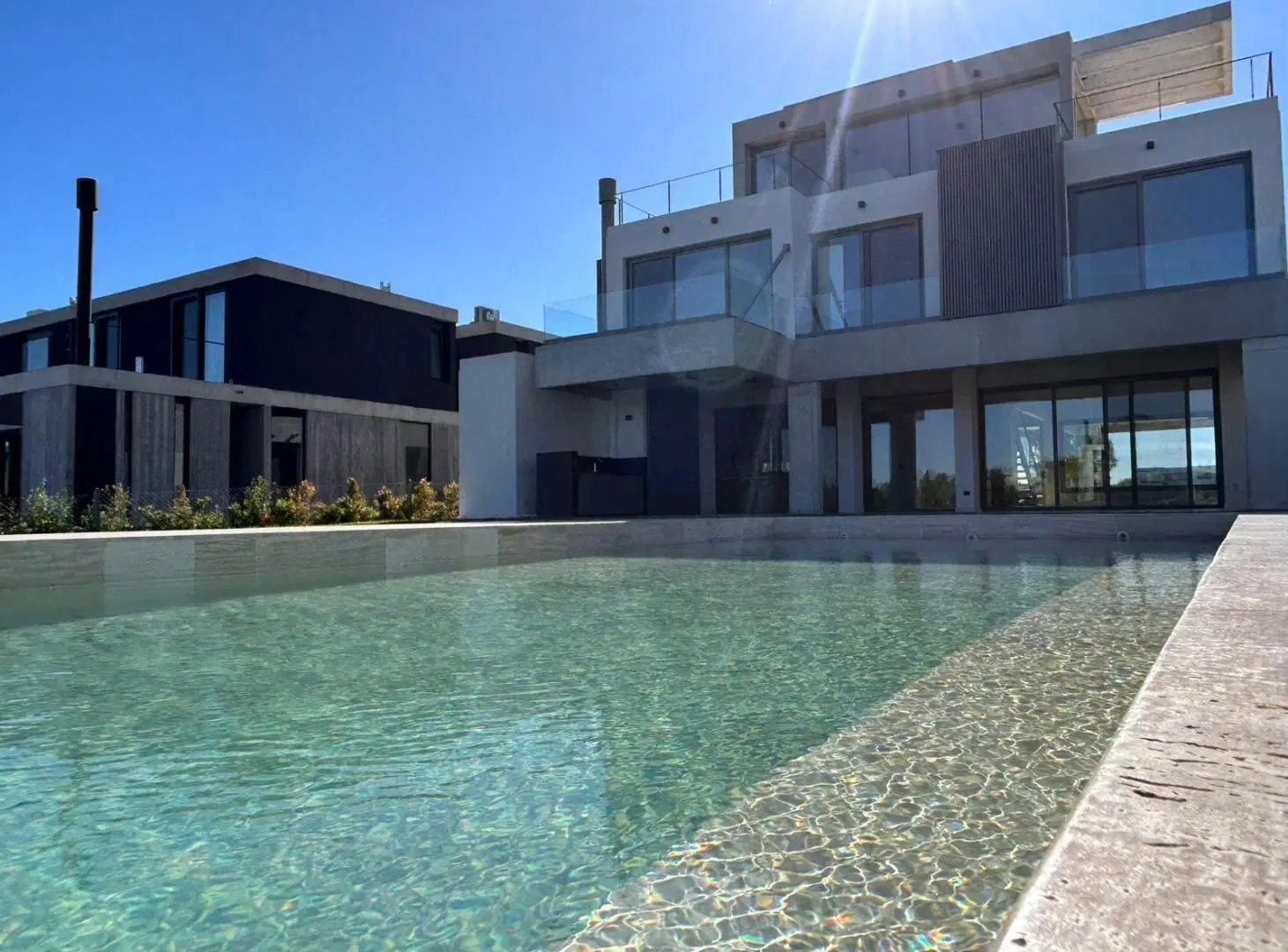 Venta Casa 7 ambientes con Pileta, Virazon - Nordelta 2