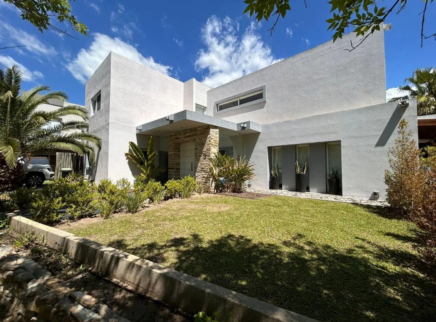VENTA CASA 7 AMBIENTES  PILETA Y PARQUE - VILLANUEVA SANTA CATALINA 4