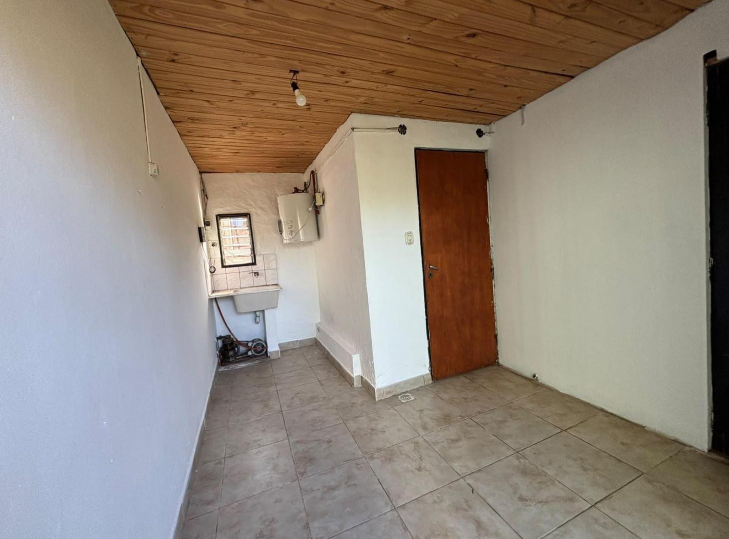 Foto de Venta casa 3 ambientes - Jose C Paz, imagen 1