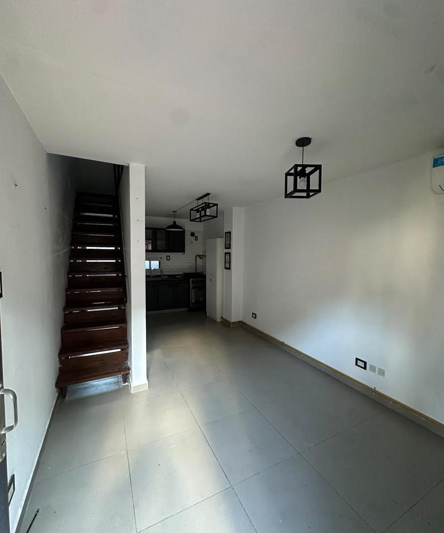 Foto de Alquiler duplex 2 ambientes - San Miguel, imagen 4