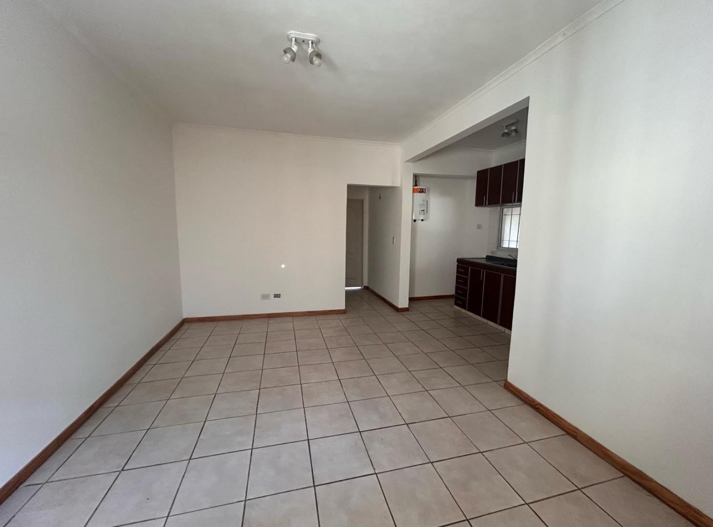 Foto de ALQUILER DEPARTAMENTOS 2 AMBIENTES CON COCHERA - JOSE C PAZ, imagen 3