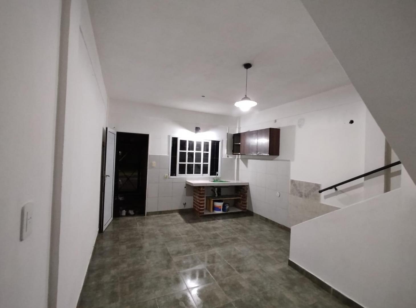 Foto de Oportunidad venta en bloque 2 duplex y 2 casas - Tortuguitas, imagen 1