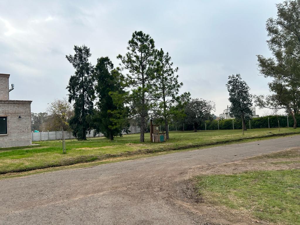 Foto de VENTA LOTE INTERNO CLUB DE CAMPO CASUARINAS DE PILAR, imagen 4