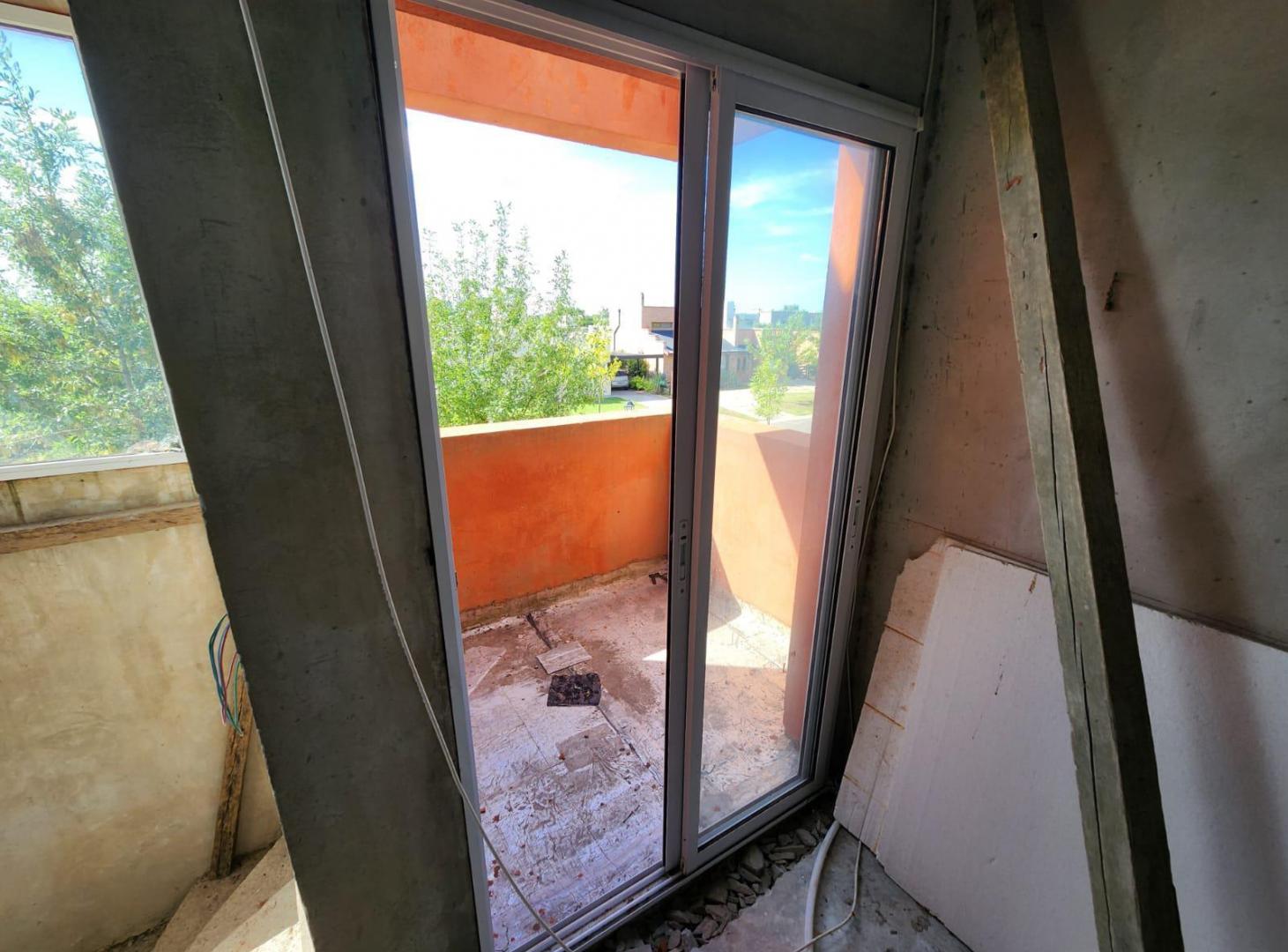 Foto de VENTA CASA 5 AMBIENTES CON GALERÍA, PARRILLA Y PILETA - BARRIO SAN, imagen 5