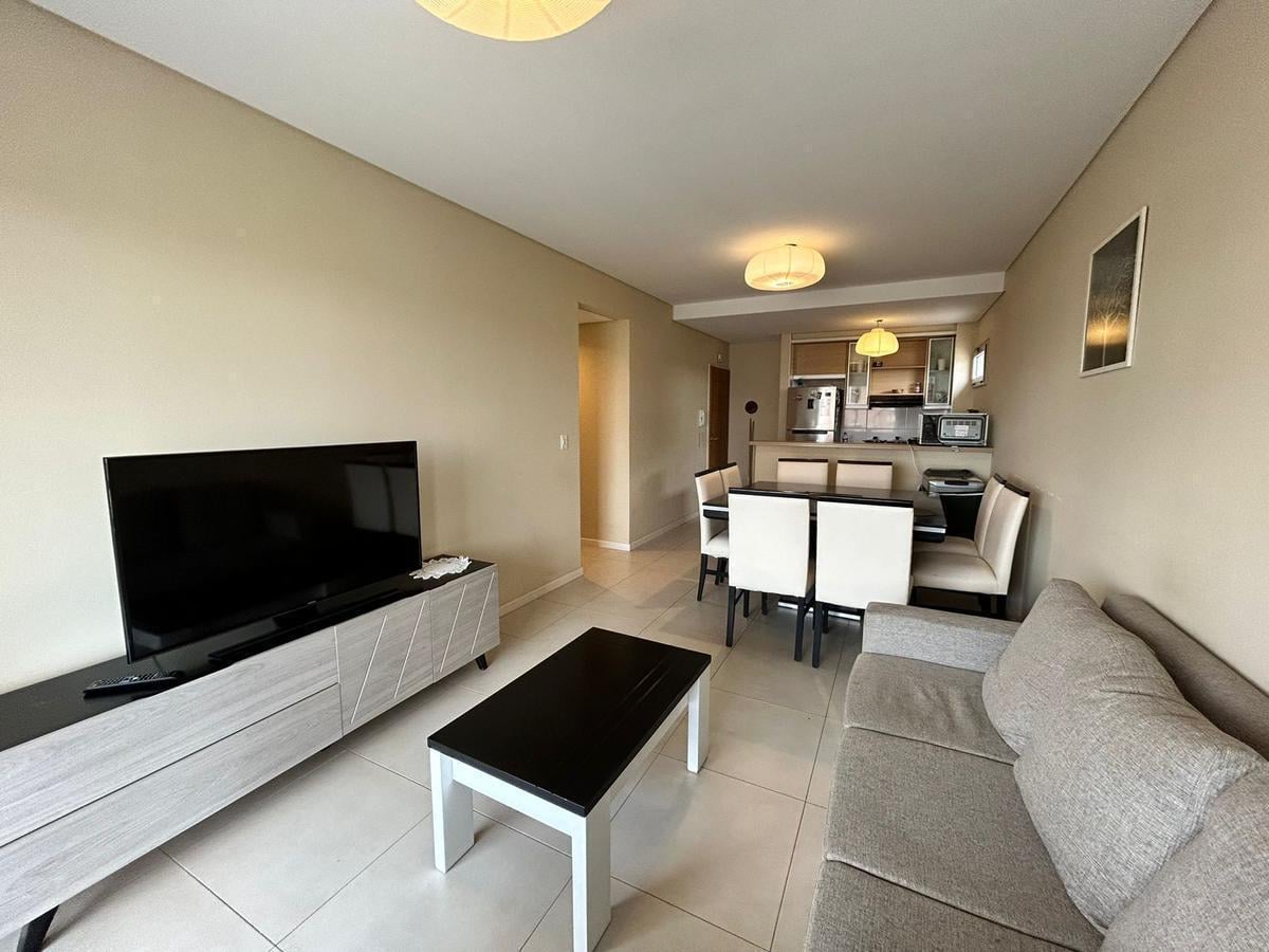Foto de VENTA DEPARTAMENTO 3 AMBIENTES CON COCHERA Y TERRAZA, imagen 3