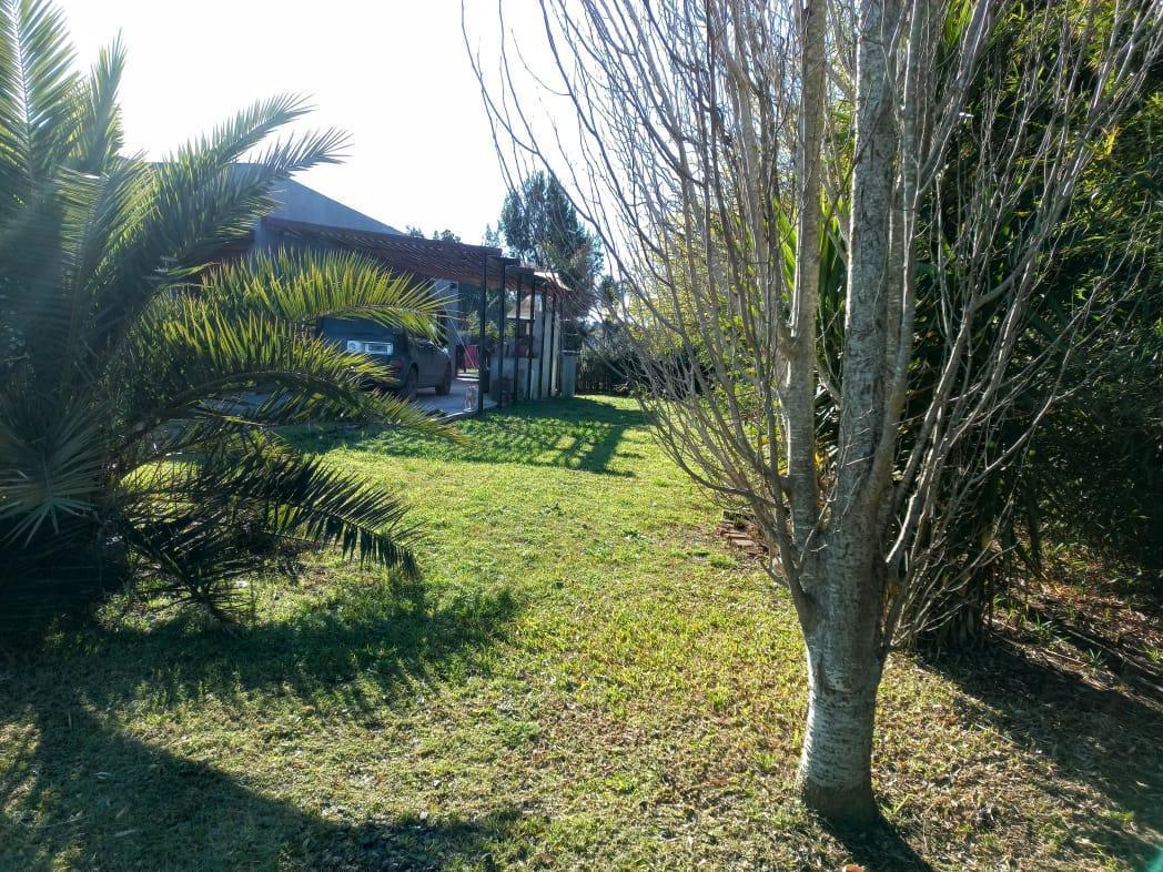 Foto de Venta casa 4 ambientes con pileta en barrio Tipas Blancas - Yei Porá, imagen 5