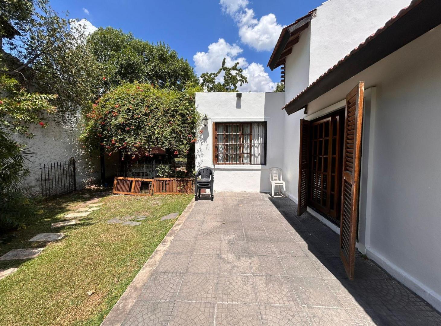 Foto de Venta casa 4 ambientes con departamento y pileta, imagen 5