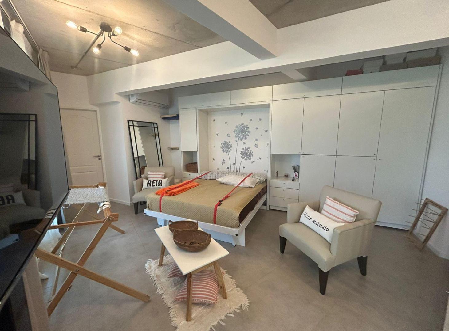 Foto de Venta monoambiente amoblado con terraza balcón y cochera - zug verdi, imagen 1