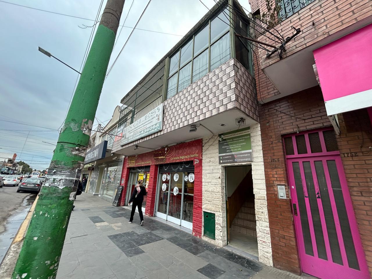 Foto de OPORTUNIDAD VENTA LOCAL DEPTO 4 AMBIENTES - JOSE C PAZ, imagen 1