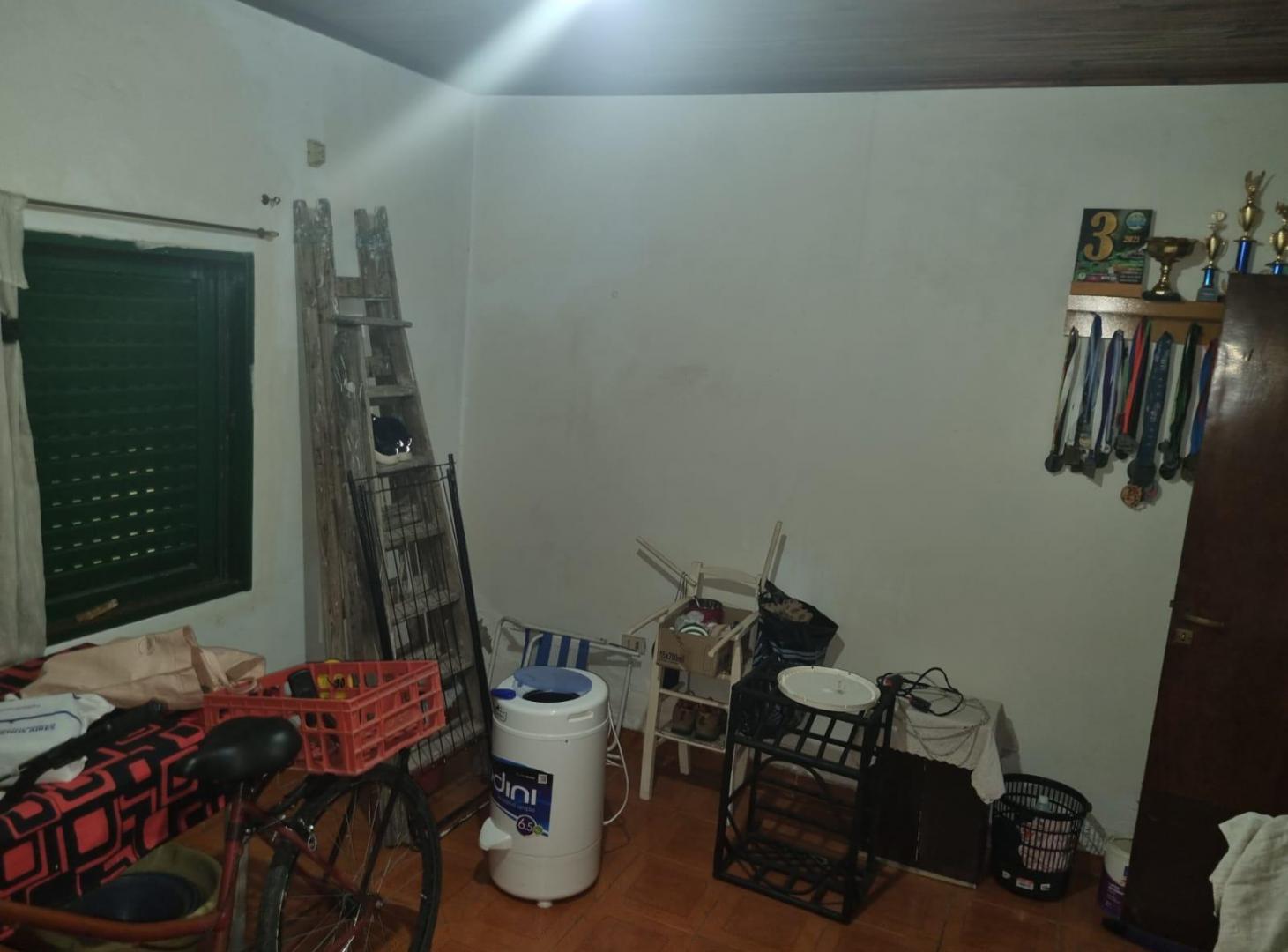 Foto de venta casa 3 ambientes jardin y parrilla - Jose c paz, imagen 3