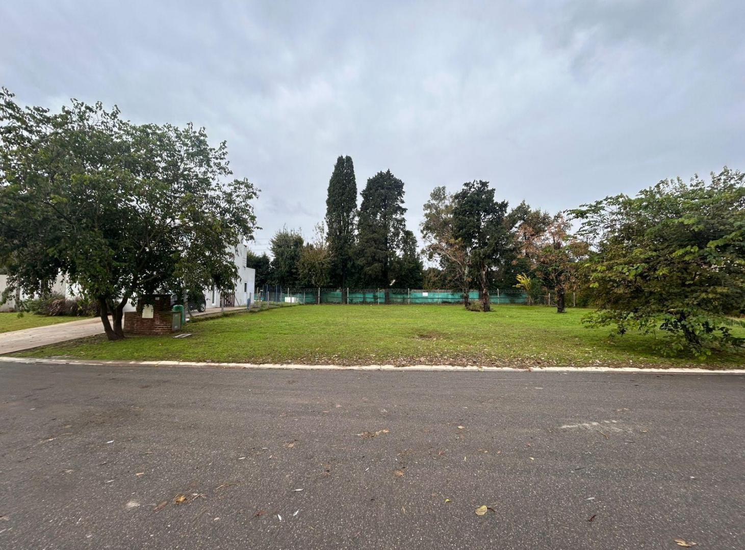 Foto de Venta lote de 500m2 - Barrio Privado Alvear de Benavidez, imagen 3