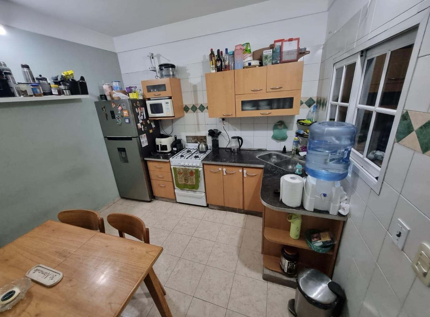 Foto de VENTA CASA 6 AMBIENTES C/ PILETA Y JARDIN - DON TORCUATO, imagen 2