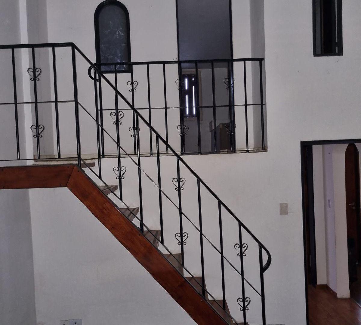Foto de Venta PH 4 ambientes c/ cochera , Los polvorines (Centro), imagen 3