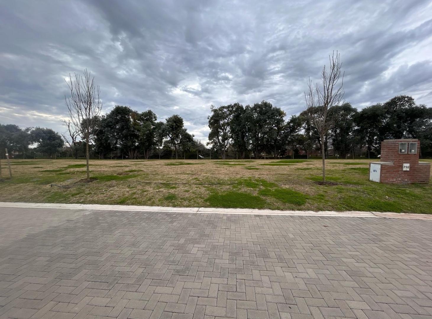 Foto de Venta Lote Barrio Los Cardos - Pilar, imagen 1