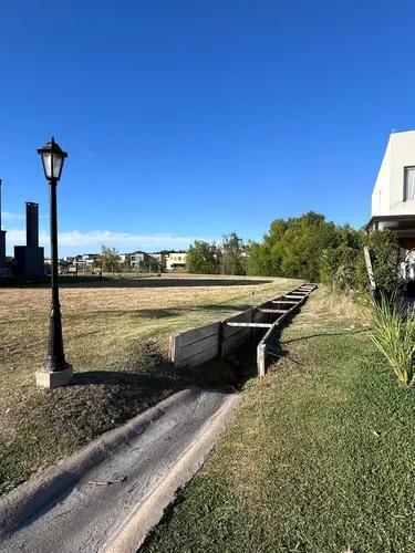 Foto de Venta Lote Santa Elena, vista al lago, imagen 3