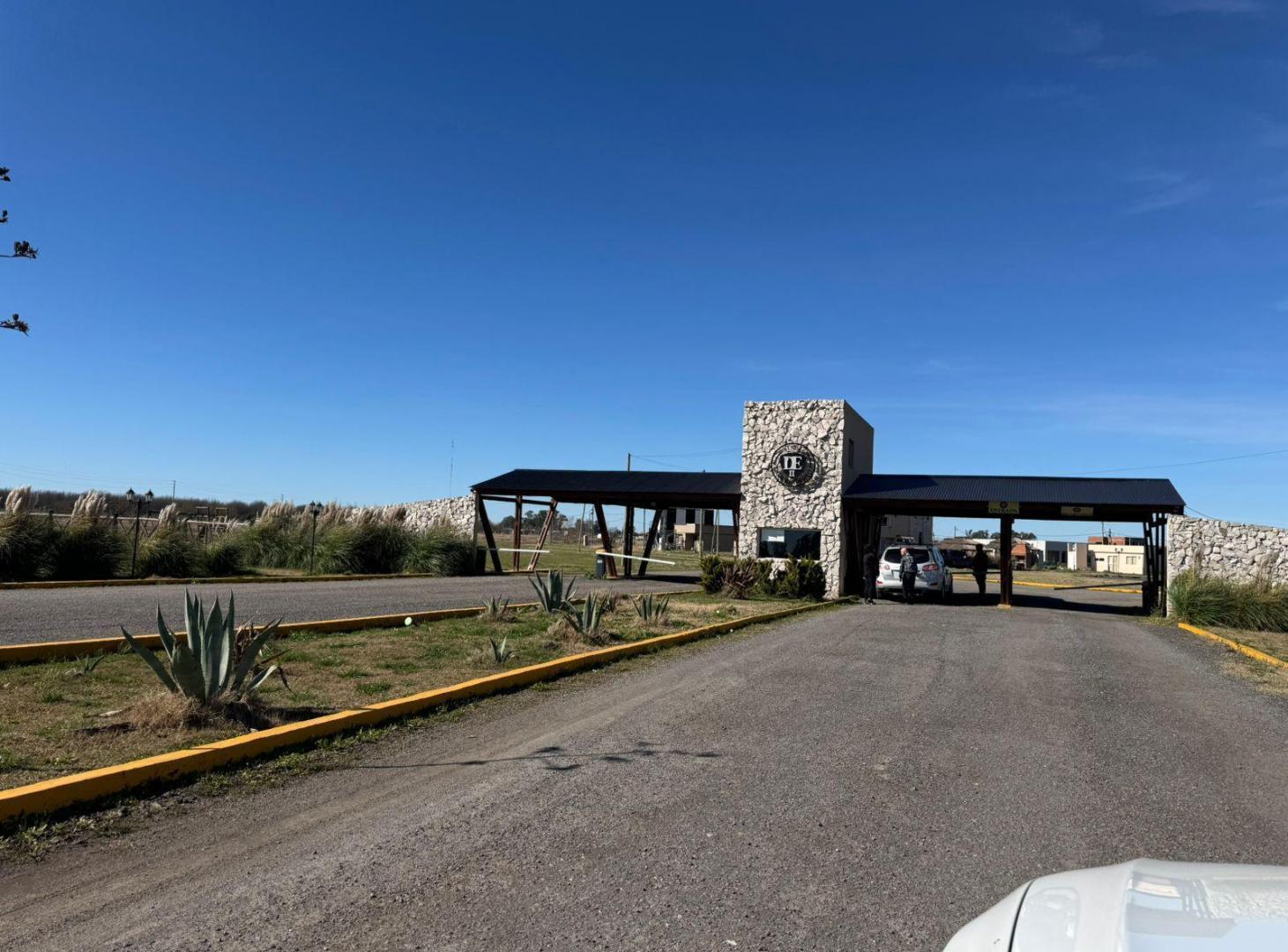 Foto de Terreno en Countries/B.Cerrado (G. Rodriguez), imagen 2