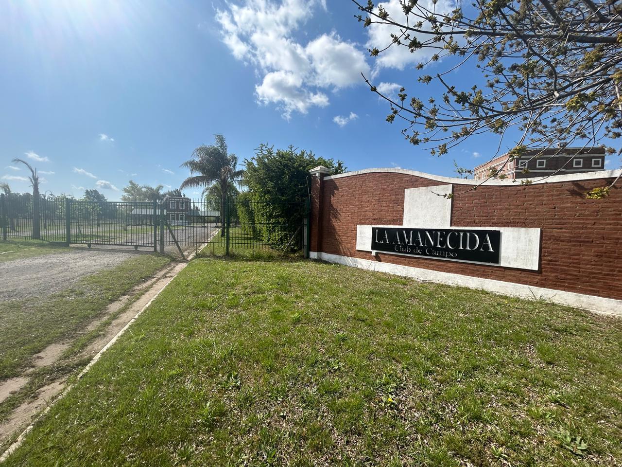 Foto de Venta terreno central 2927mts2 con escritura -Barrio La Amanecida, imagen 1