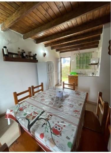 Foto de VENTA de DOS AMPLIAS CABAÑAS de 3 ambientes - Balneario CAMET NORTE, imagen 1