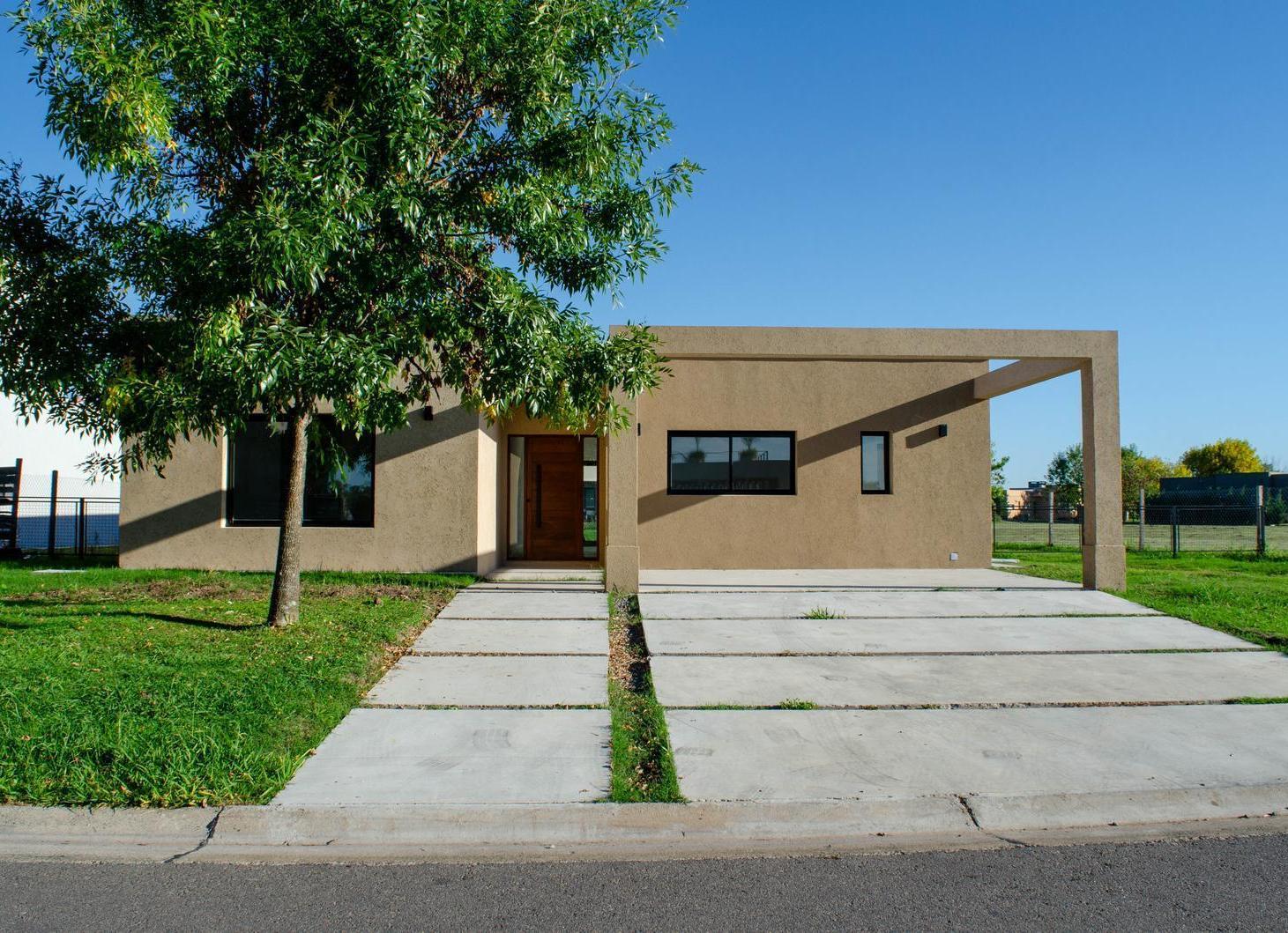 Foto de Casa EN VENTA EN SAN SEBASTIAN, imagen 1