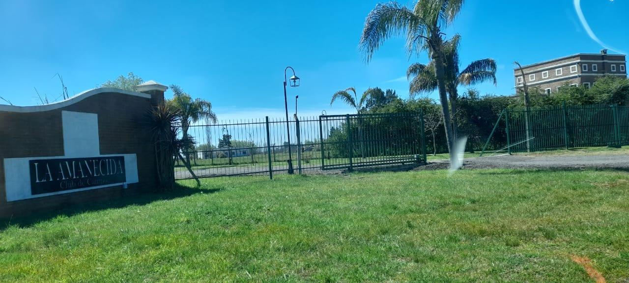 Foto de VENTA lote de 2000 mts., Club de Campo LA AMANECIDA, imagen 2