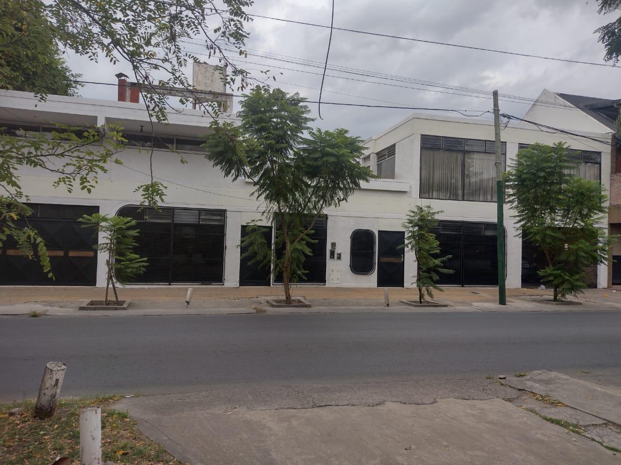 Foto de VENTA PROPIEDAD MULTIFUNCIONAL - LOCAL DEPTO CASA - ITUZAINGO, imagen 2