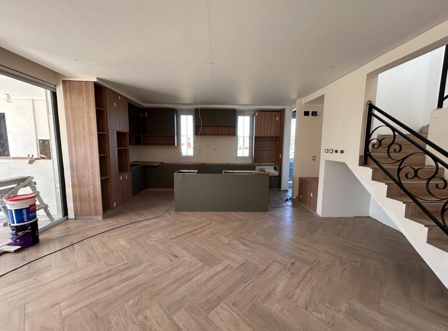Foto de VENTA CASA 5 AMBIENTES - BARRIO PRIVADO SANTO TOMAS PILAR, imagen 2