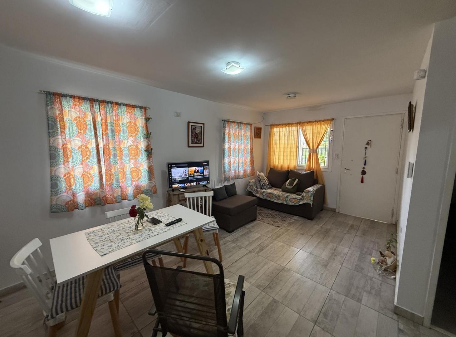 Foto de VENTA CASA 2 AMBIENTES - BARRIO PARQUE DERQUI, imagen 5
