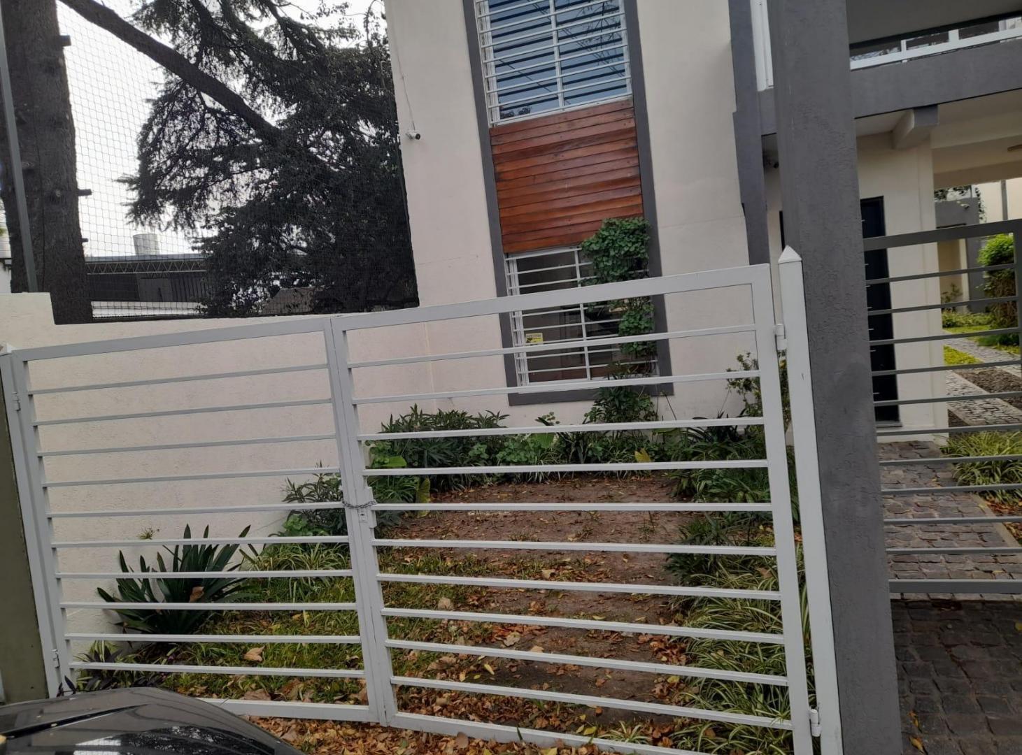 Foto de Venta duplex 3 ambientes - Ituzaingo (centro), imagen 2
