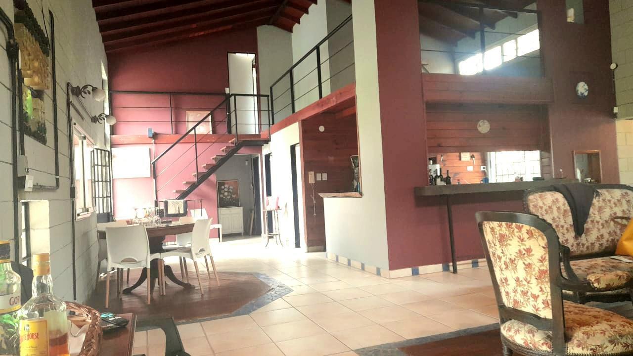 Foto de Venta Casa Quinta, 6 ambientes - en Barrio El Cazador, Belen de Escobar., imagen 1