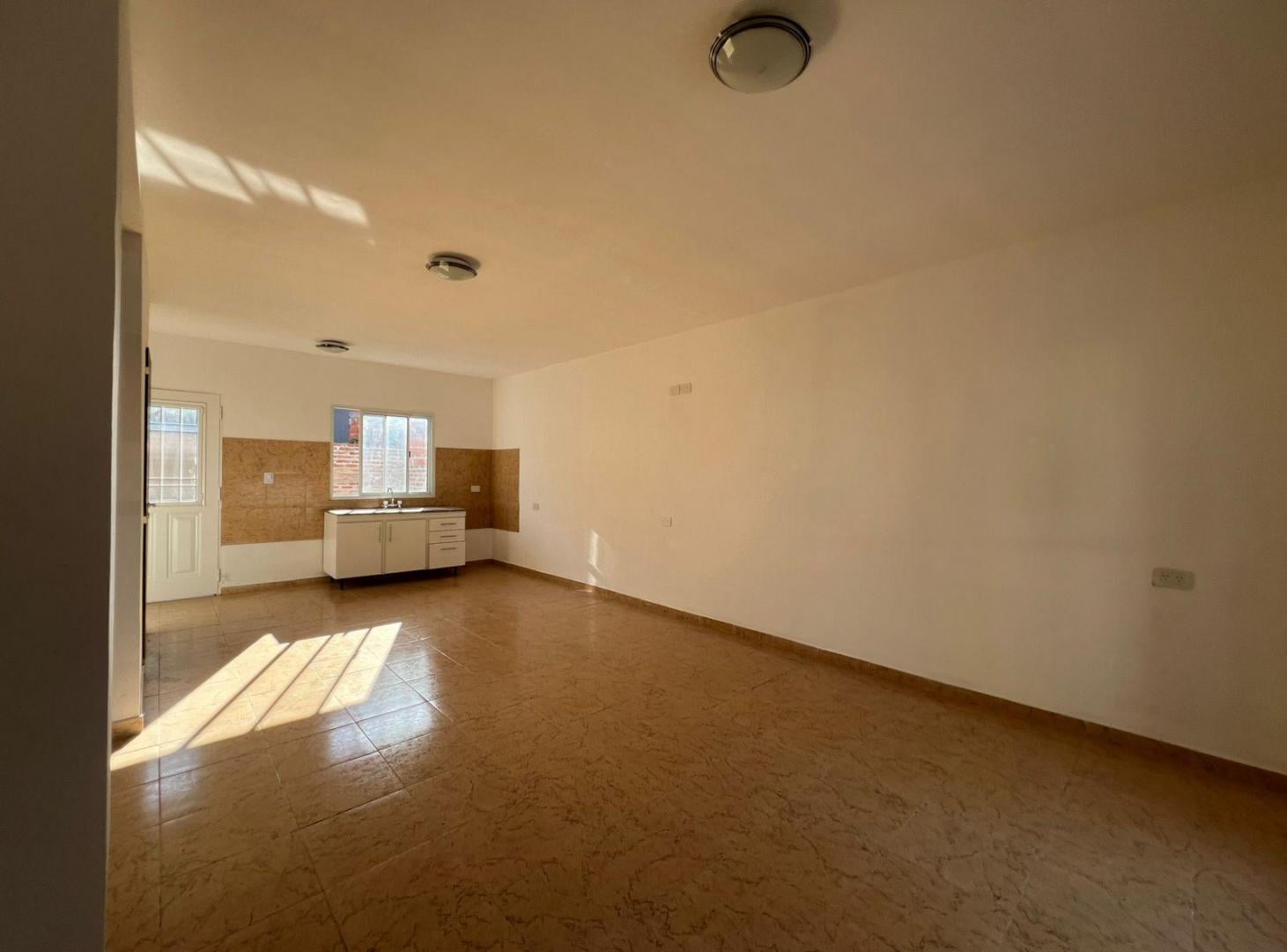 Foto de Venta duplex 3 ambientes - Barrio San Rafael - Grand Bourg, imagen 1