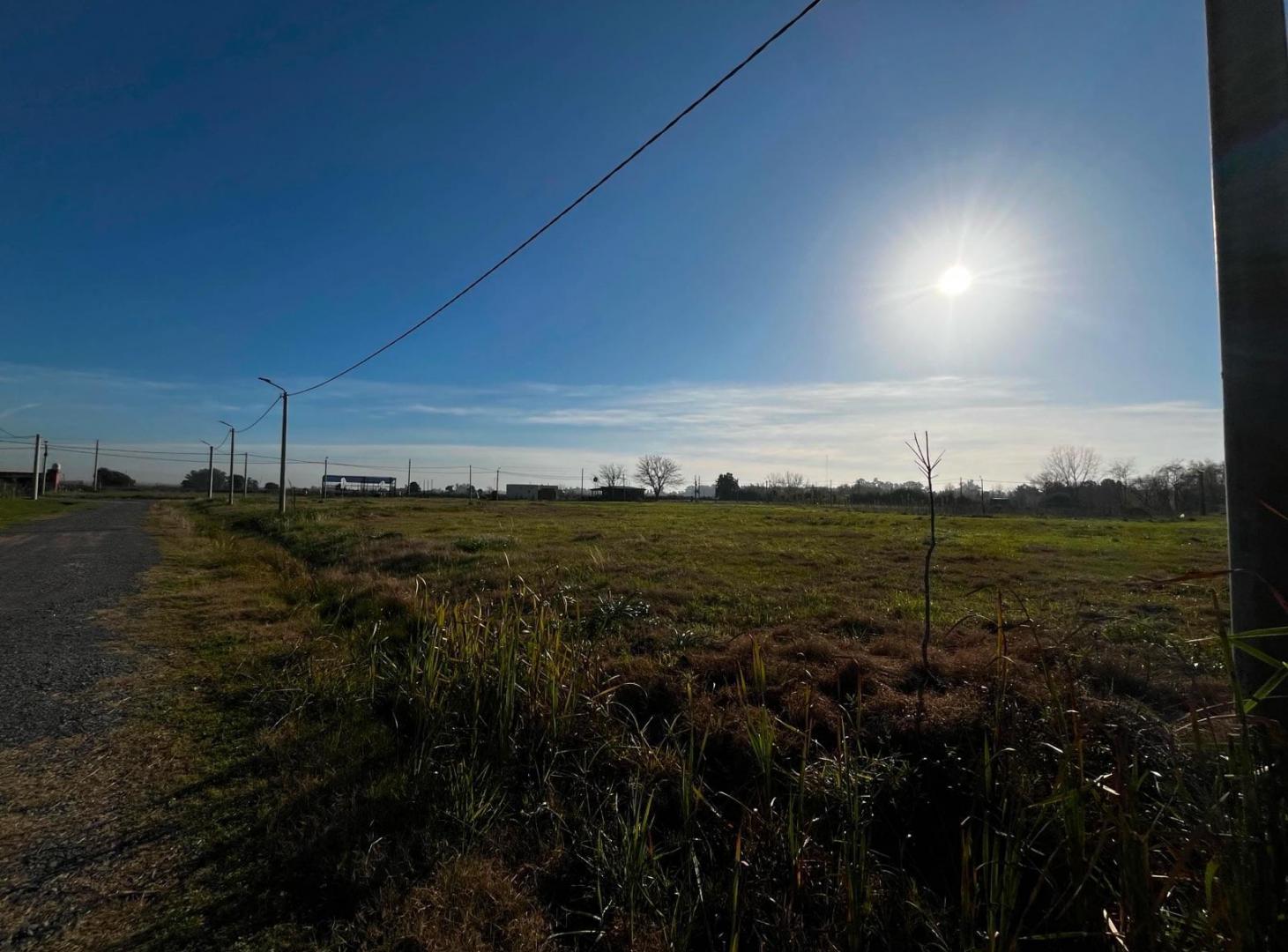 Foto de Venta lote 1500 mts2 - Barrio Parque Las Acacias Exaltacion de la Cruz, imagen 4