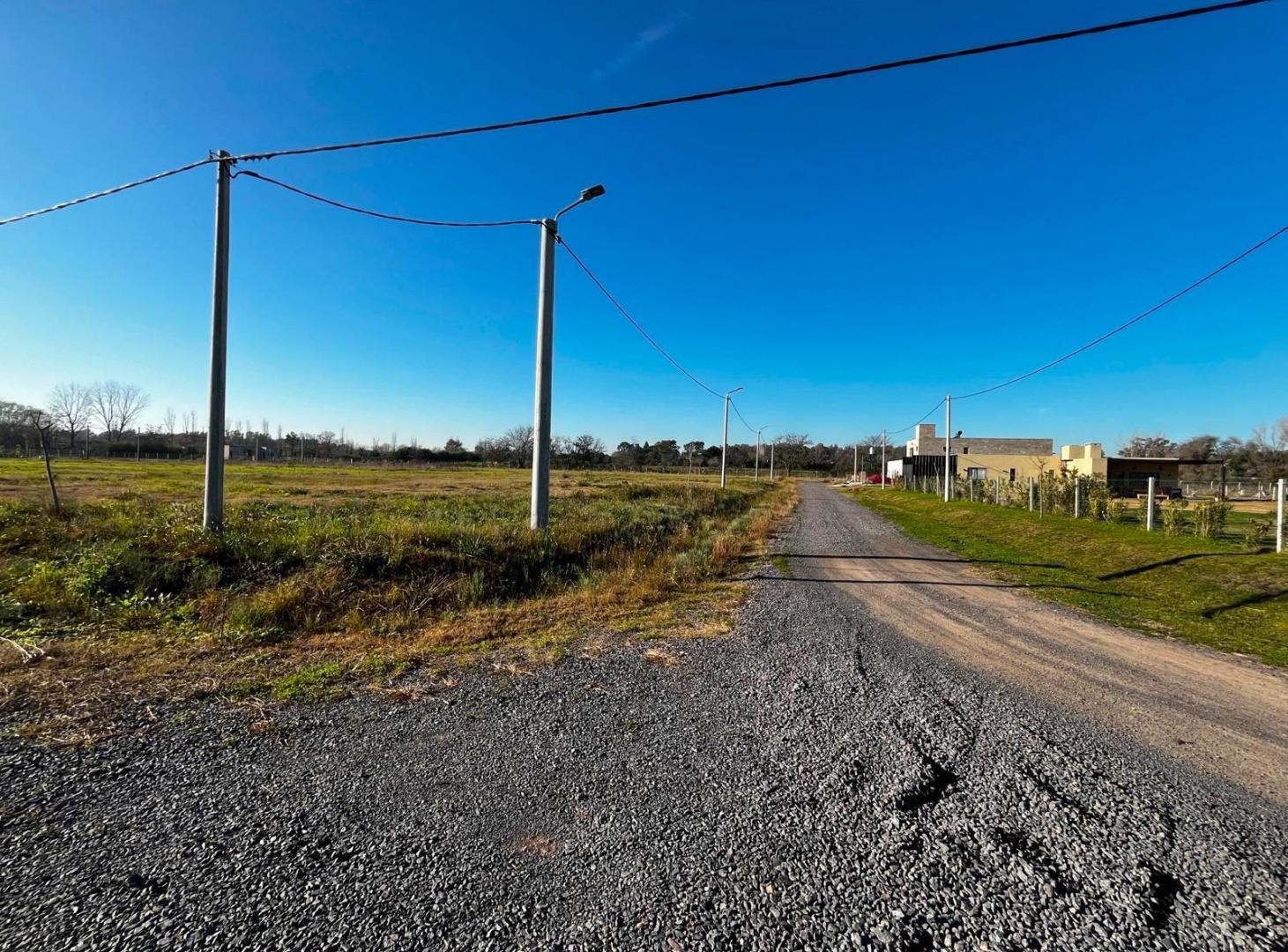 Foto de Venta lote 1500 mts2 - Barrio Parque Las Acacias Exaltacion de la Cruz, imagen 5