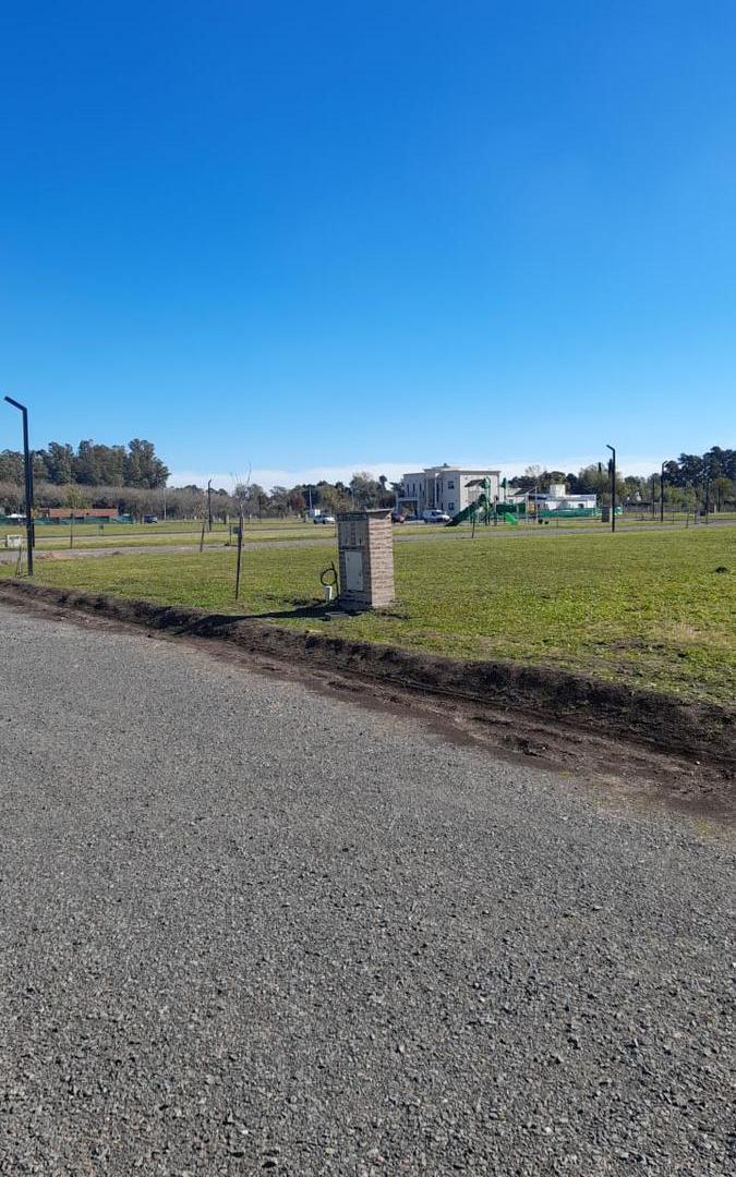 Foto de VENTA lote de 600 mts. B. NORTES DEL PILAR,(agua-claocas-gas-luz-fibra, imagen 4