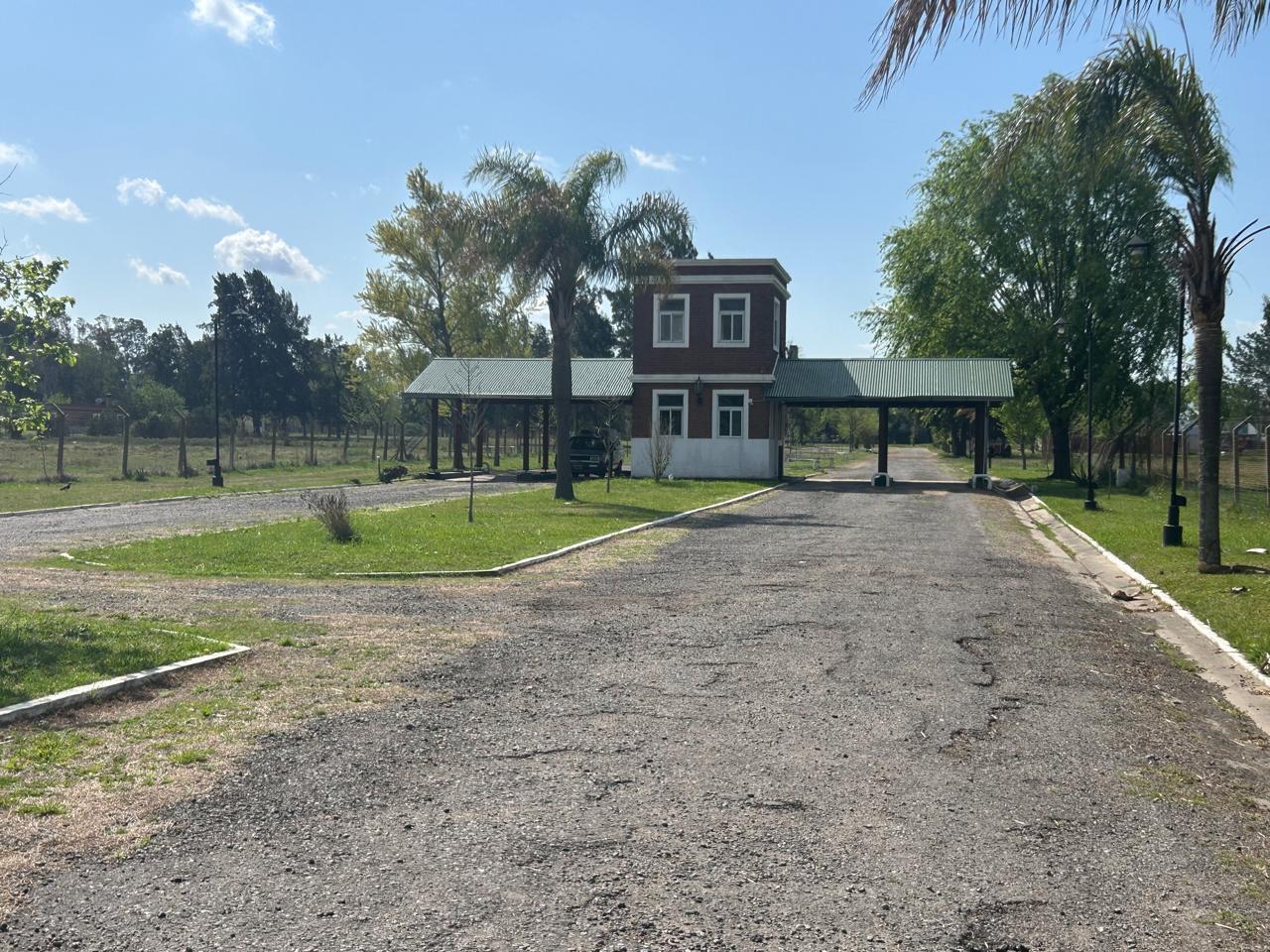 Foto de Venta LOTE 2024,03 Mts., excelente acceso, Club de Campo "LA, imagen 3