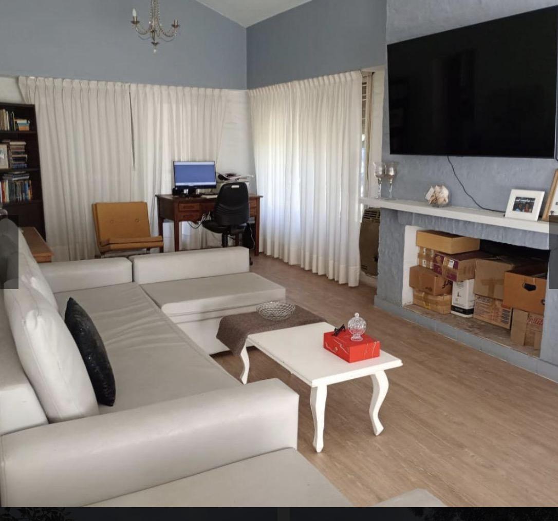 Foto de Venta casa 4 ambientes C/ pileta - Parque Alvear , Tortuguitas, imagen 2