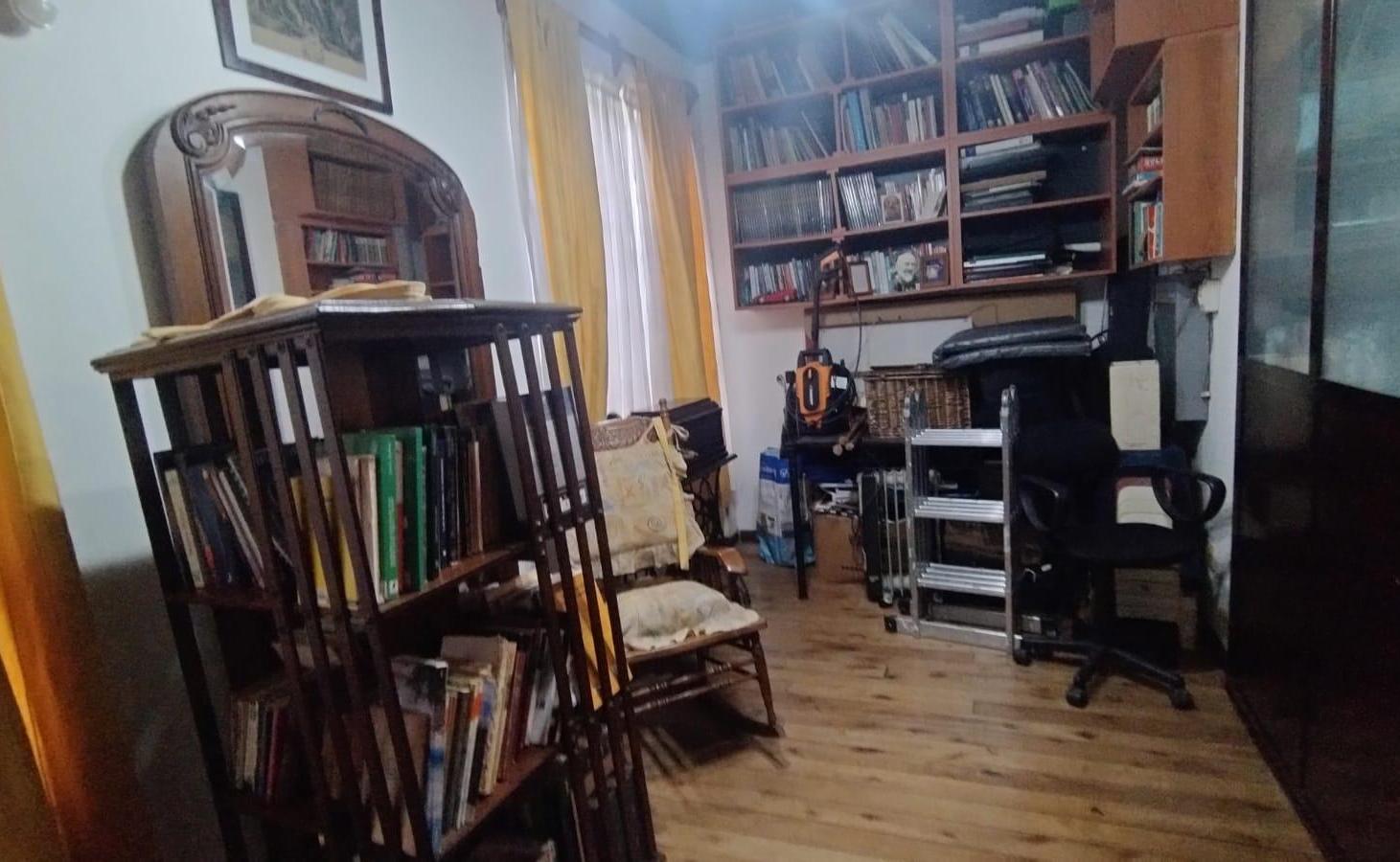 Foto de Venta casa 4 ambientes, pileta, cochera y quincho Bella Vista, imagen 3