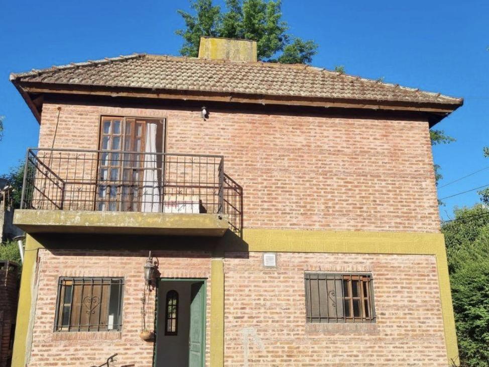 Foto de Venta casa 4 ambientes C/ quincho y pileta - Parque Alvear 1, imagen 4