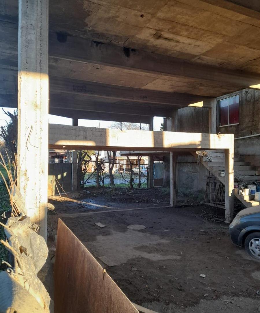 Foto de VENTA LOSA hormigon estructural 240 mts, 2 pisos c/ techo, escaleras, imagen 3