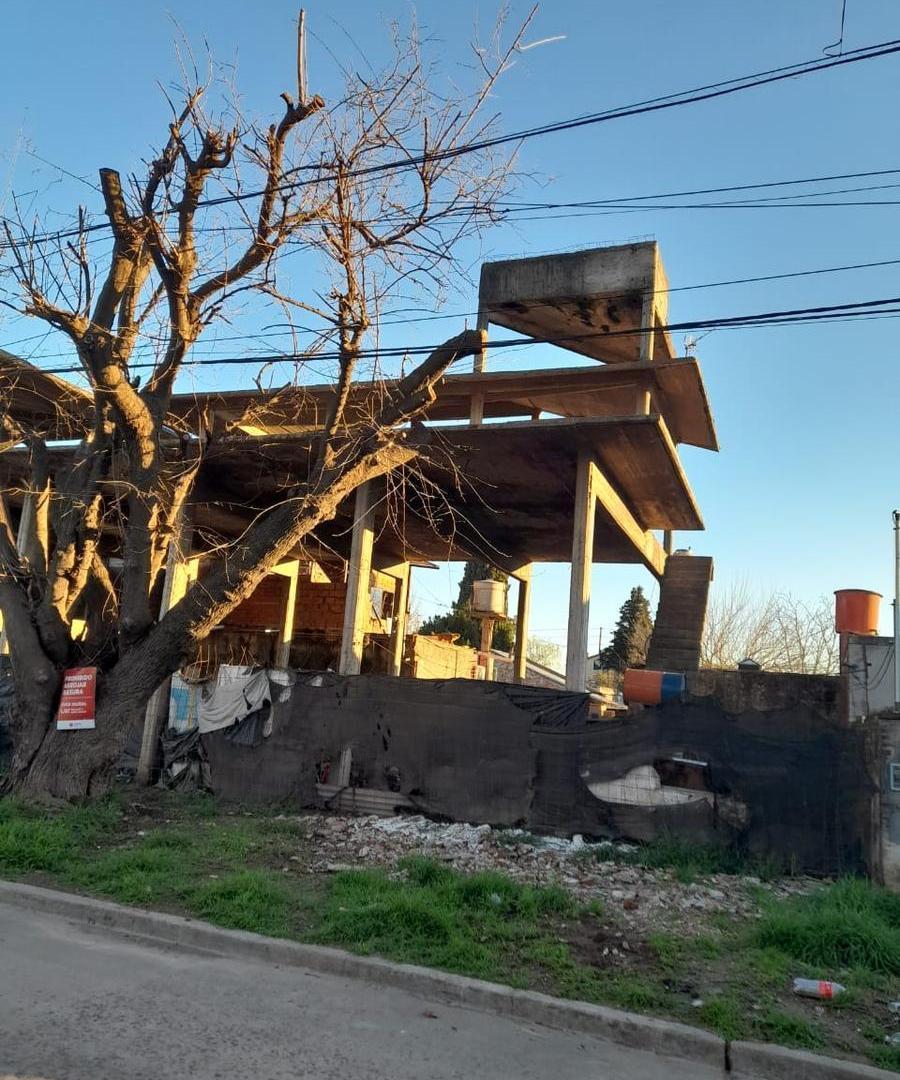 Foto de VENTA LOSA hormigon estructural 240 mts, 2 pisos c/ techo, escaleras, imagen 4