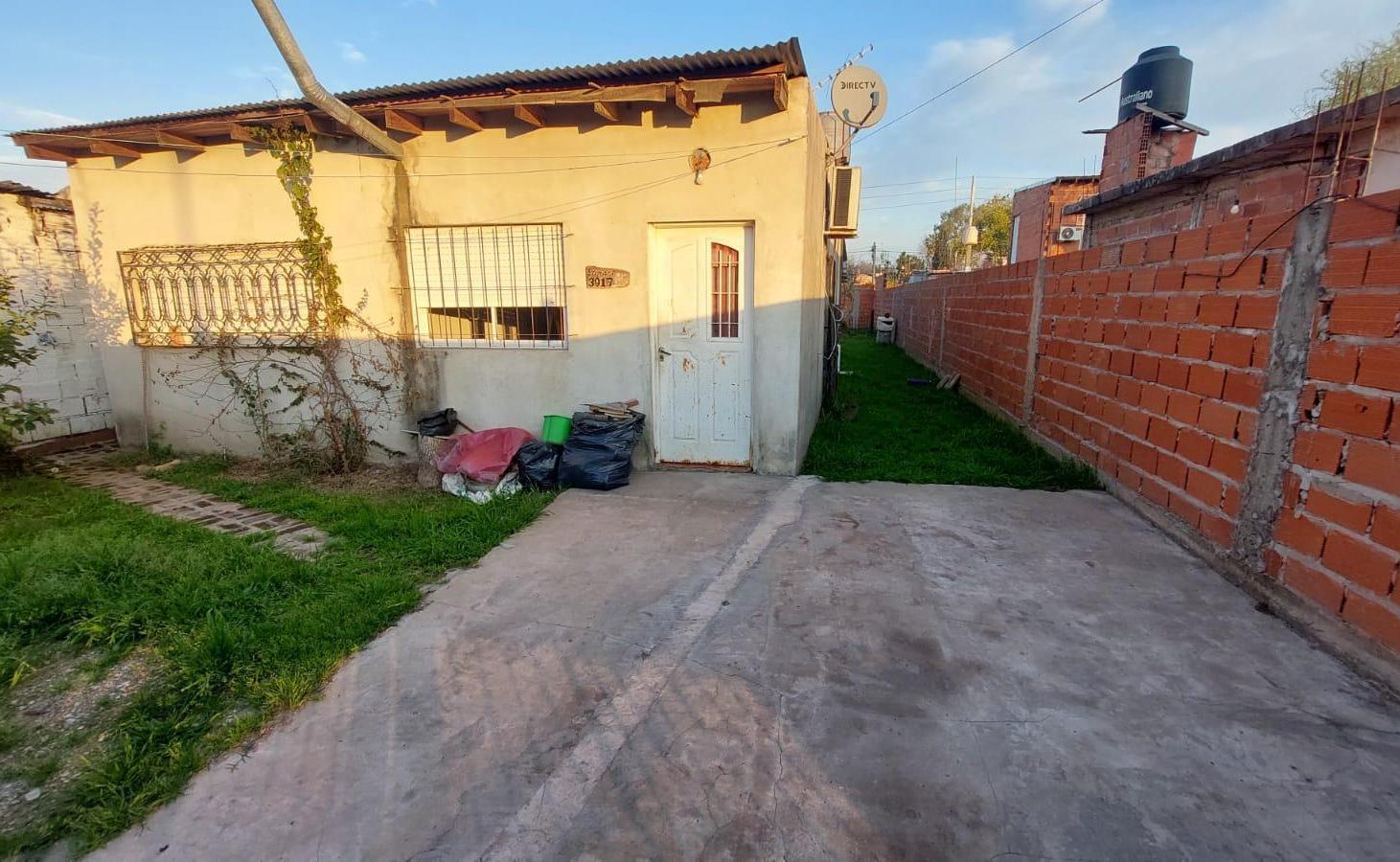 Foto de Venta casa 4 ambientes C/ parrilla y pileta - Jose C Paz, imagen 2
