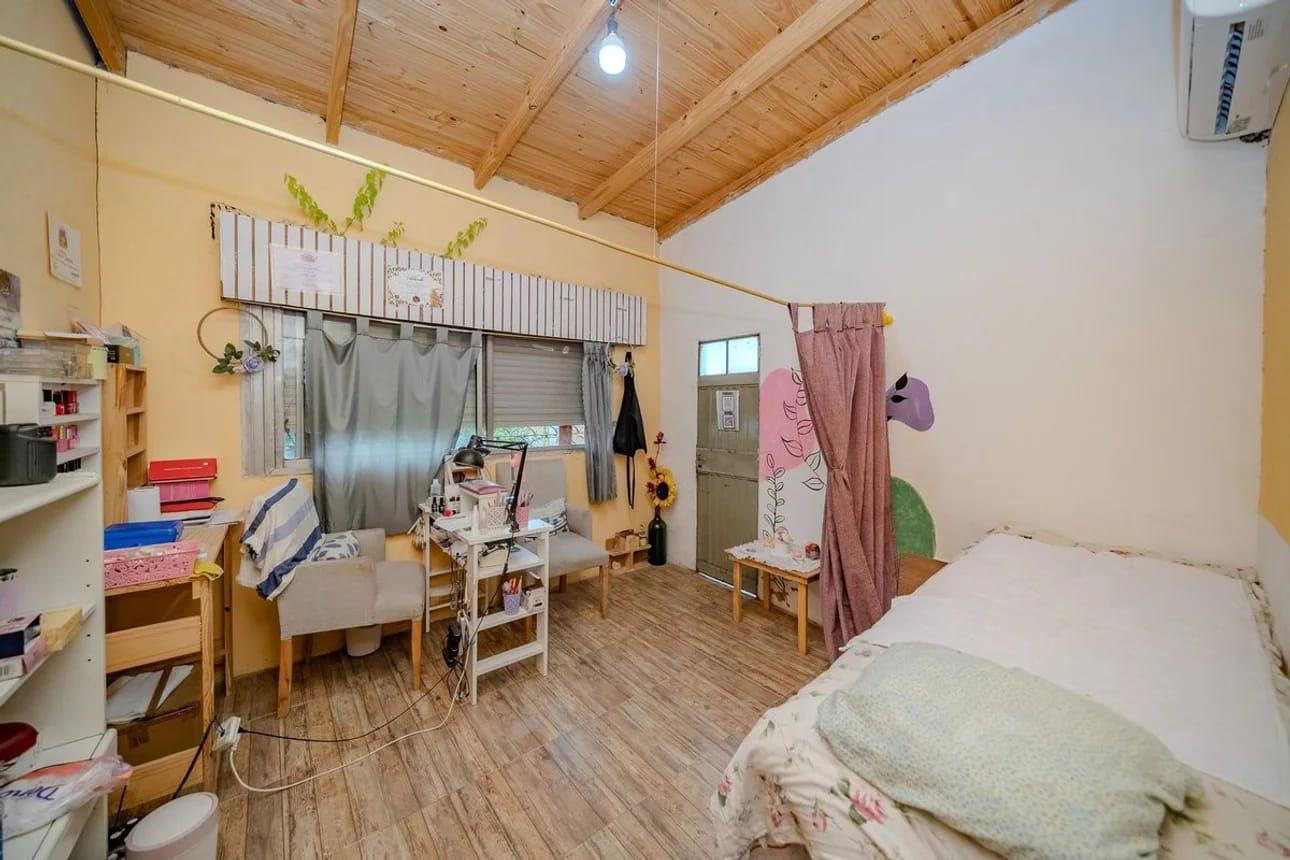 Foto de Venta casa 4 ambientes C/ parrilla y pileta - Jose C Paz, imagen 1