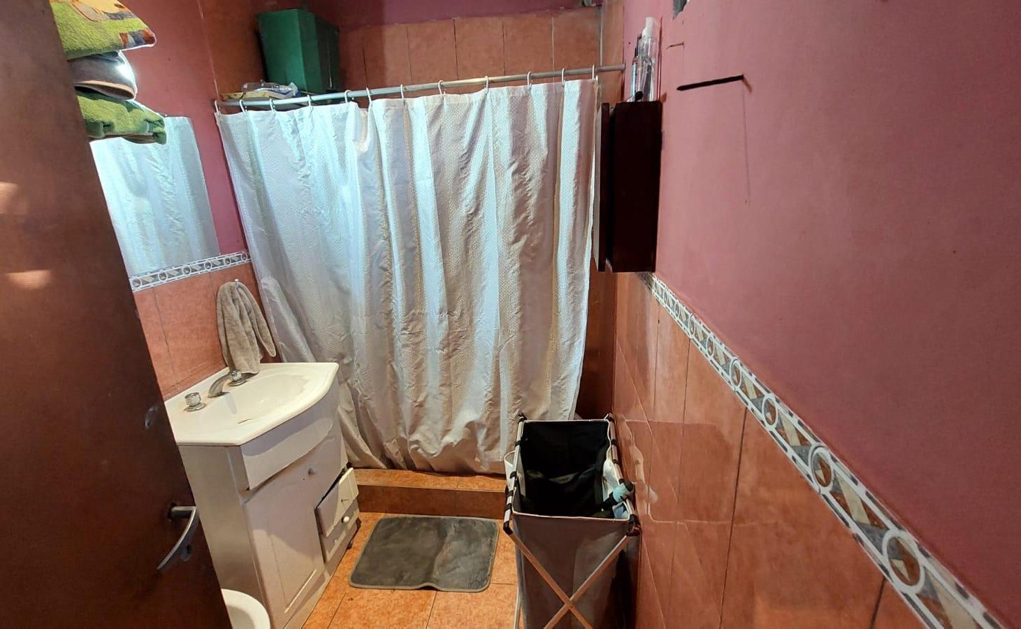 Foto de Venta casa 3 ambientes c/ amplio lote - Tortuguitas , Jose C Paz, imagen 2