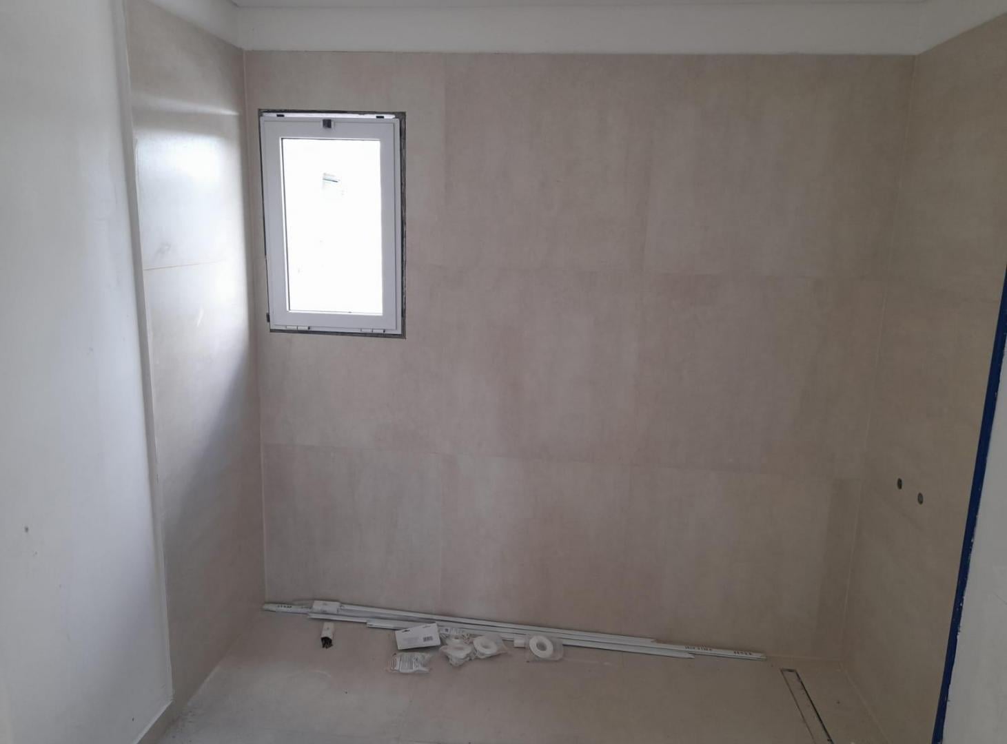 Foto de VENTA Casa 5 amb., 4 hab., 3 baños, lavadero, quincho c/parrilla, imagen 4